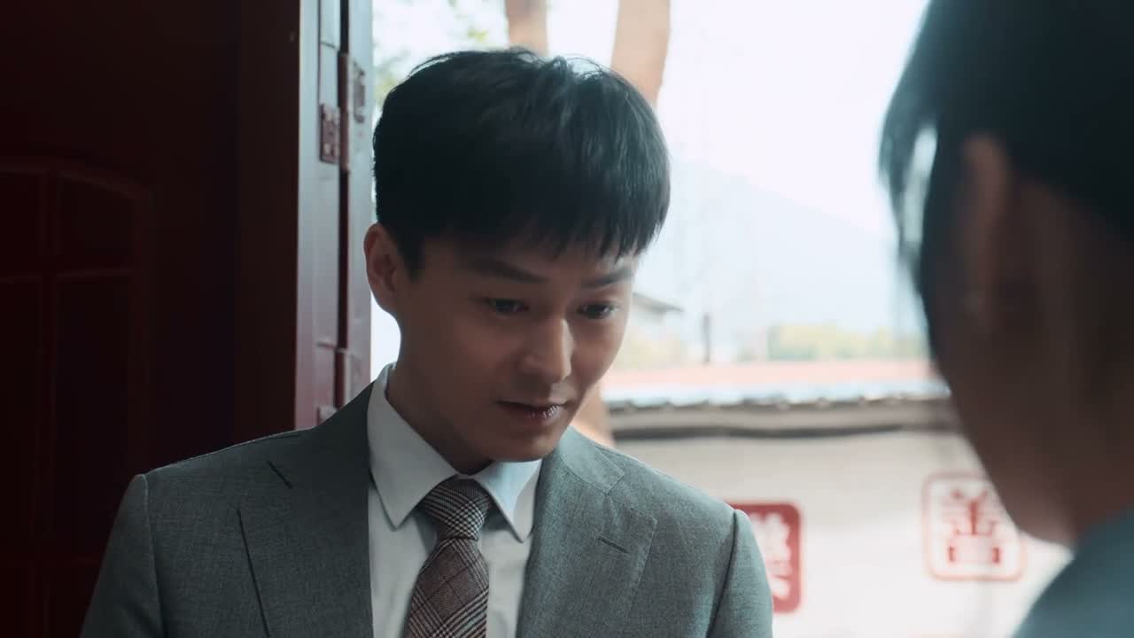 你没事吧 没事 就磕了一下