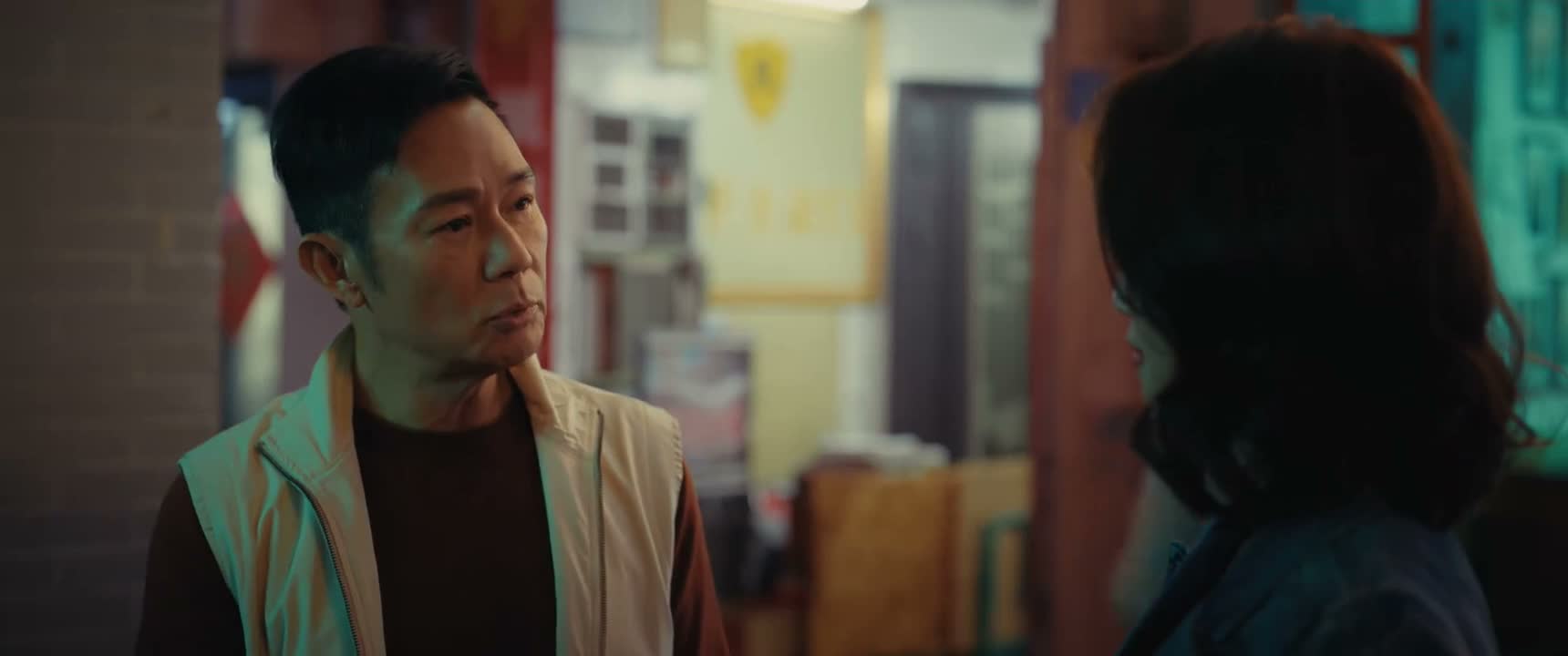 动不动就会翻桌子的人共事