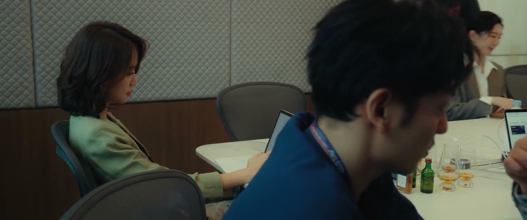 公司要升她 往哪儿升