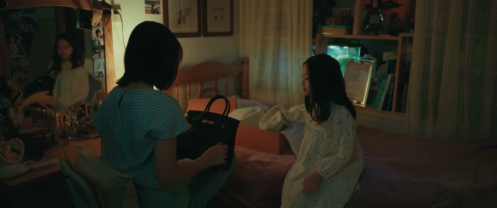 妈妈 这包是你新买的