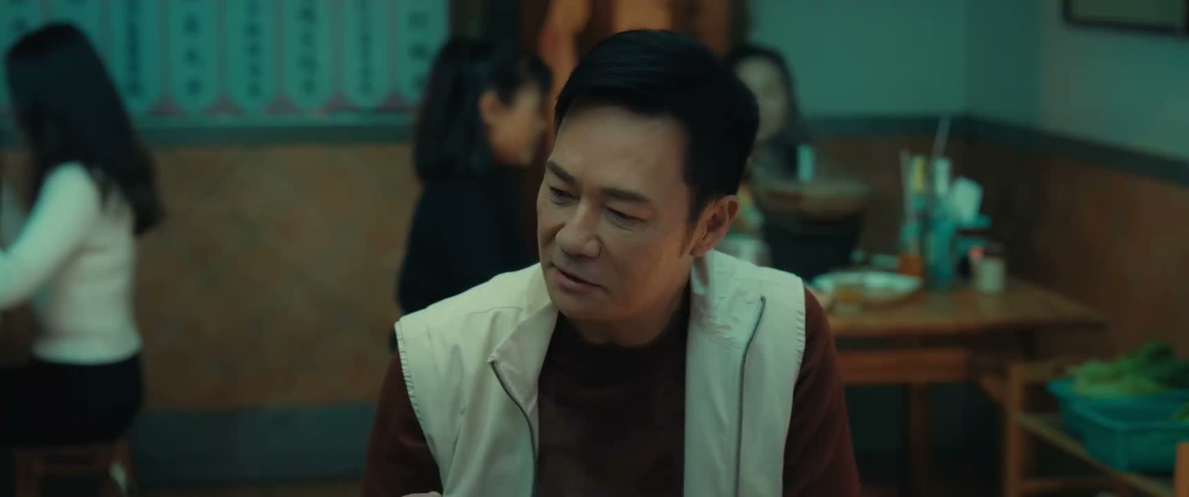 你这个项链很特别啊
