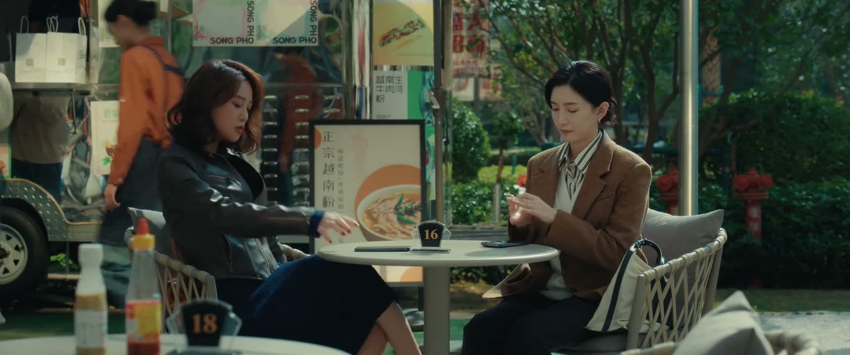 我上次忘了问你了 我要两份这个