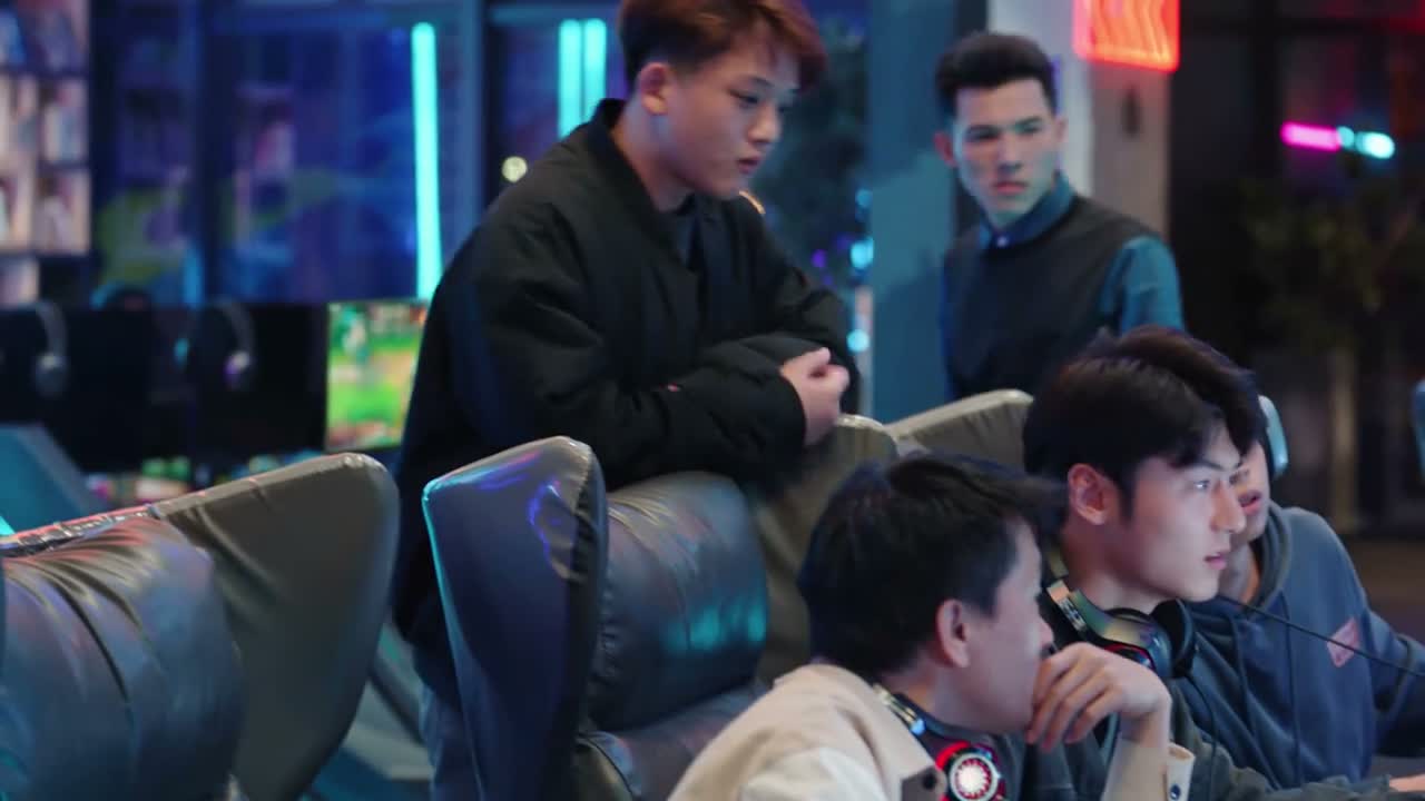 什么情况 这也太离谱了吧这个