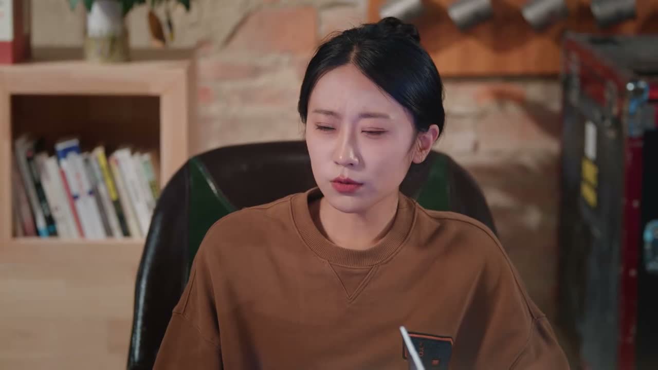 我觉得裴总和林晚 不是这样的人吧