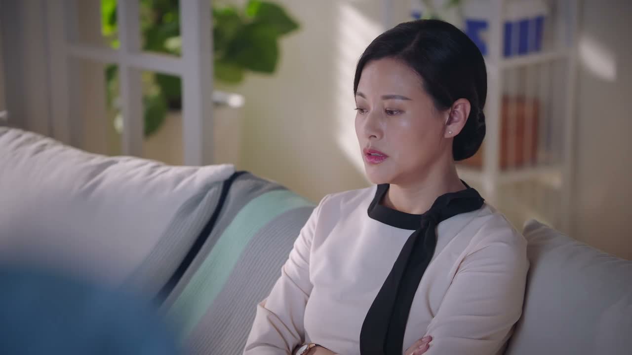 你能不能给我解释一下
