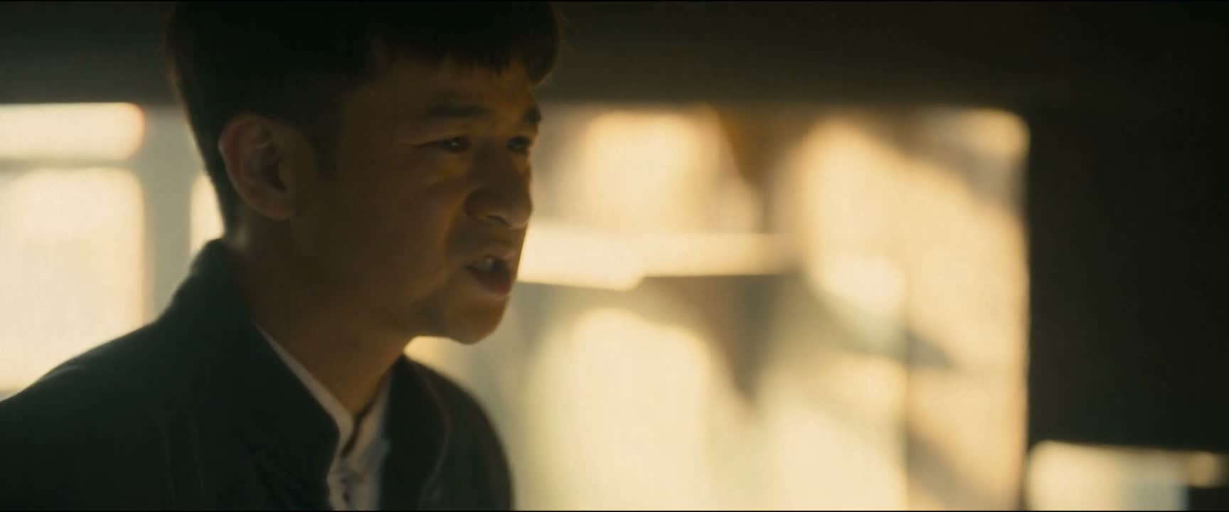那小狐狸精妖里妖气的