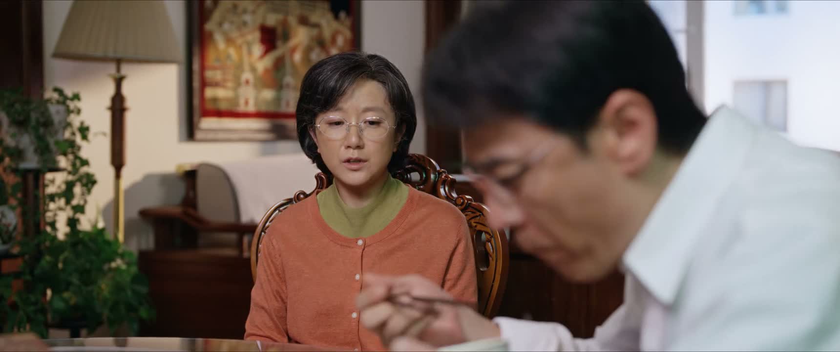你都多少年不碰烟了