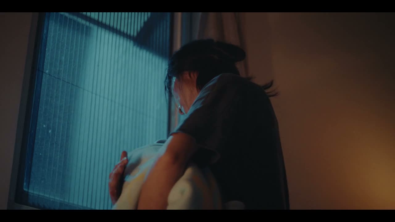 你不准哭哦 不然我会跟你一起哭