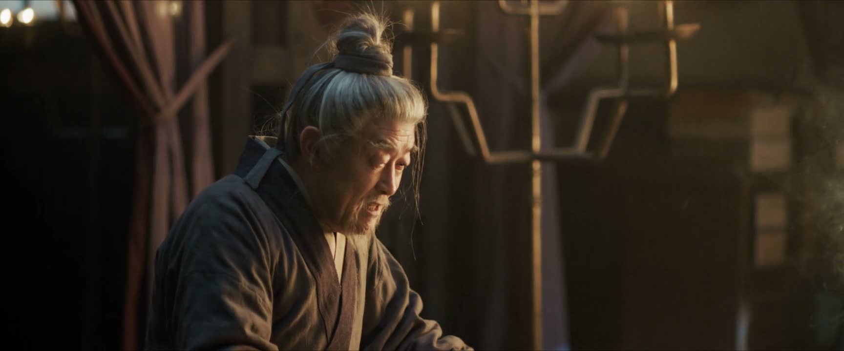 眼下朝中时局诡谲