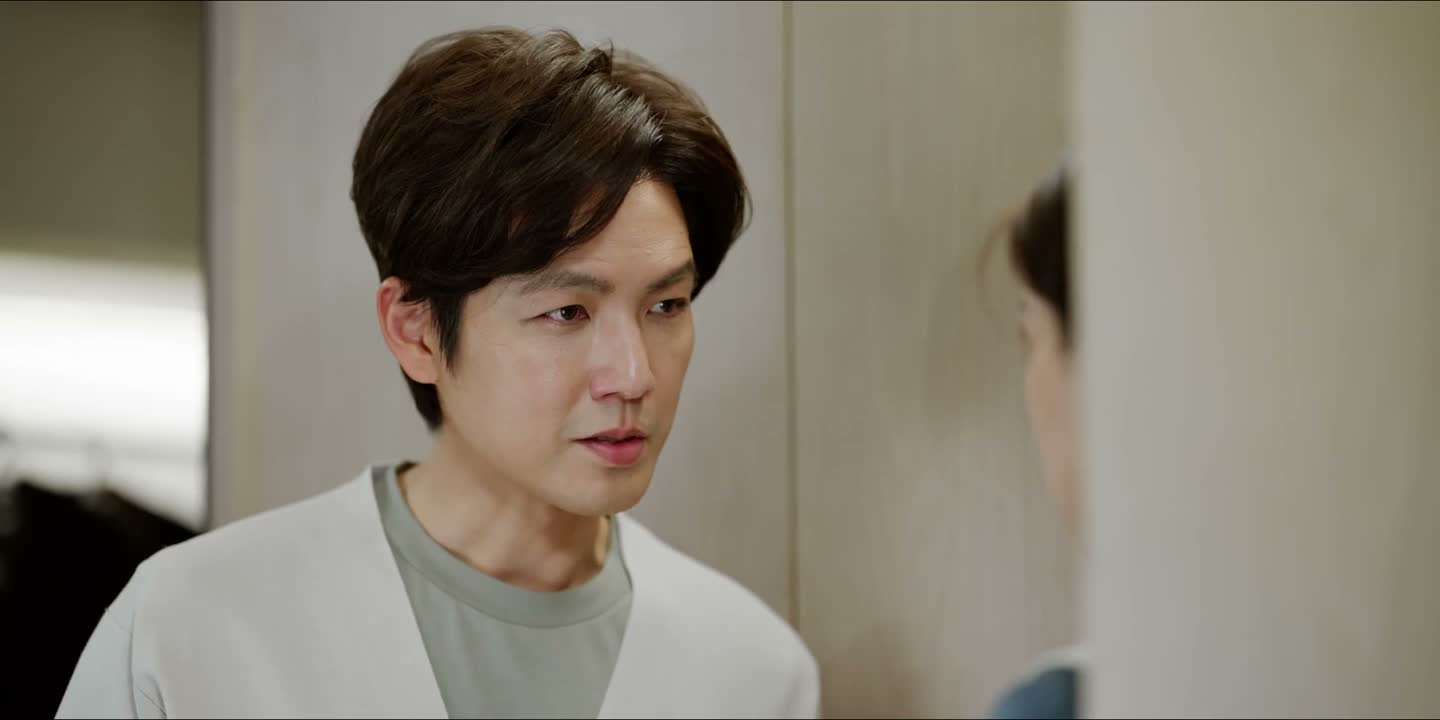 你这是在跟客人讨价还价