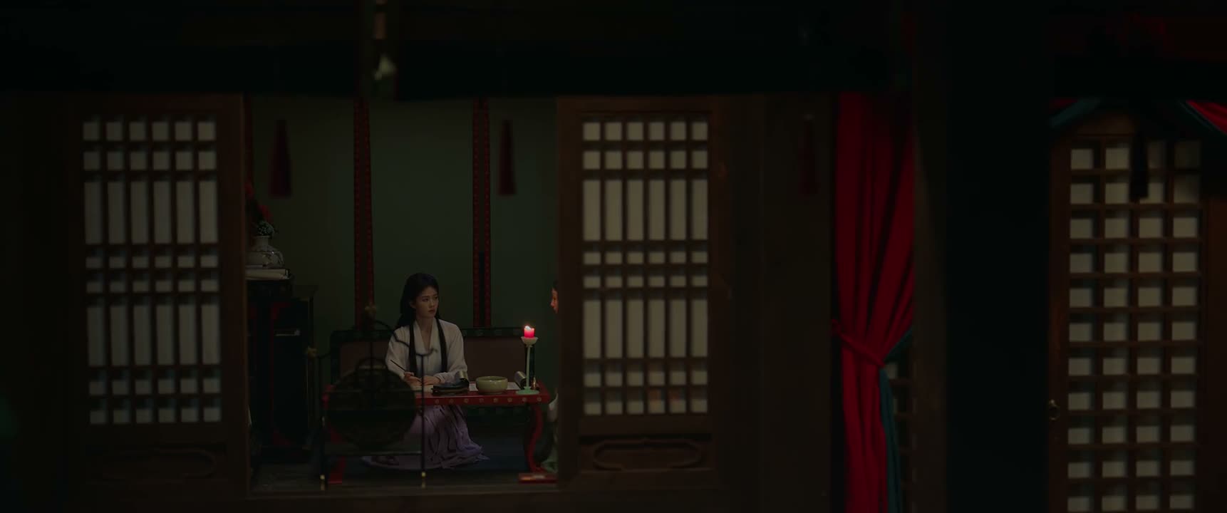都这个时辰了 殿下想是也不会来了