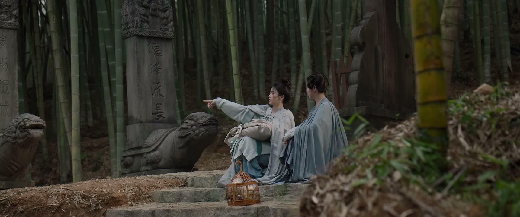 你去那边等车 那你呢