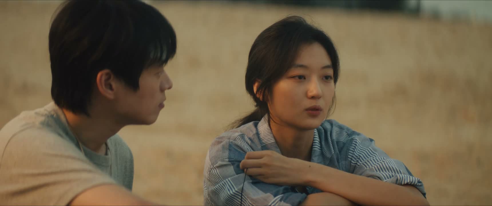 我们想游到对岸