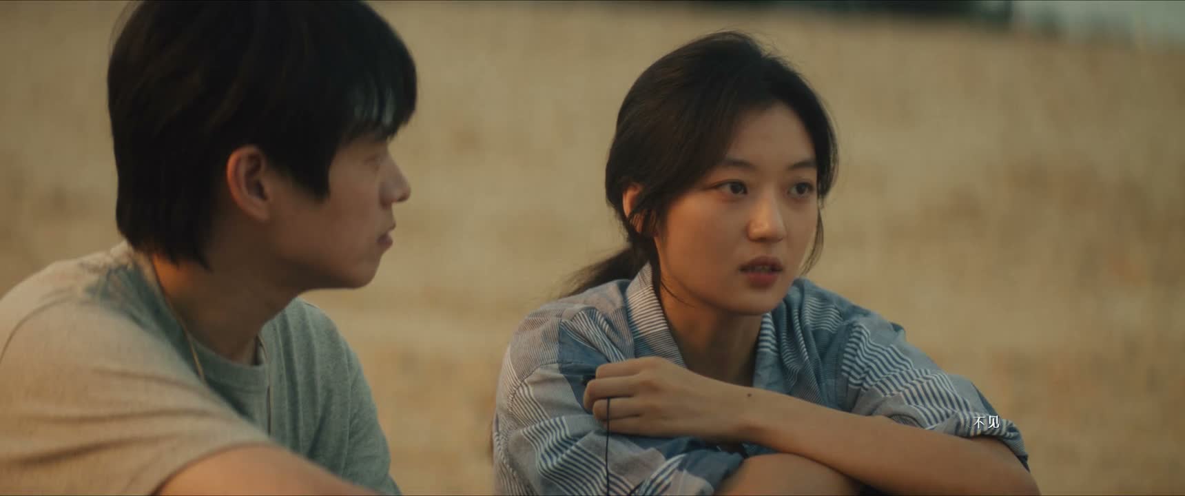 这海上无帆的船