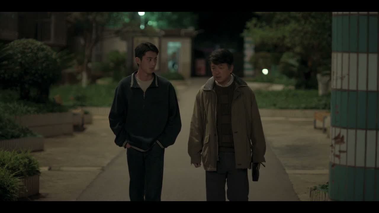 蓝皮鞋 怎么了?