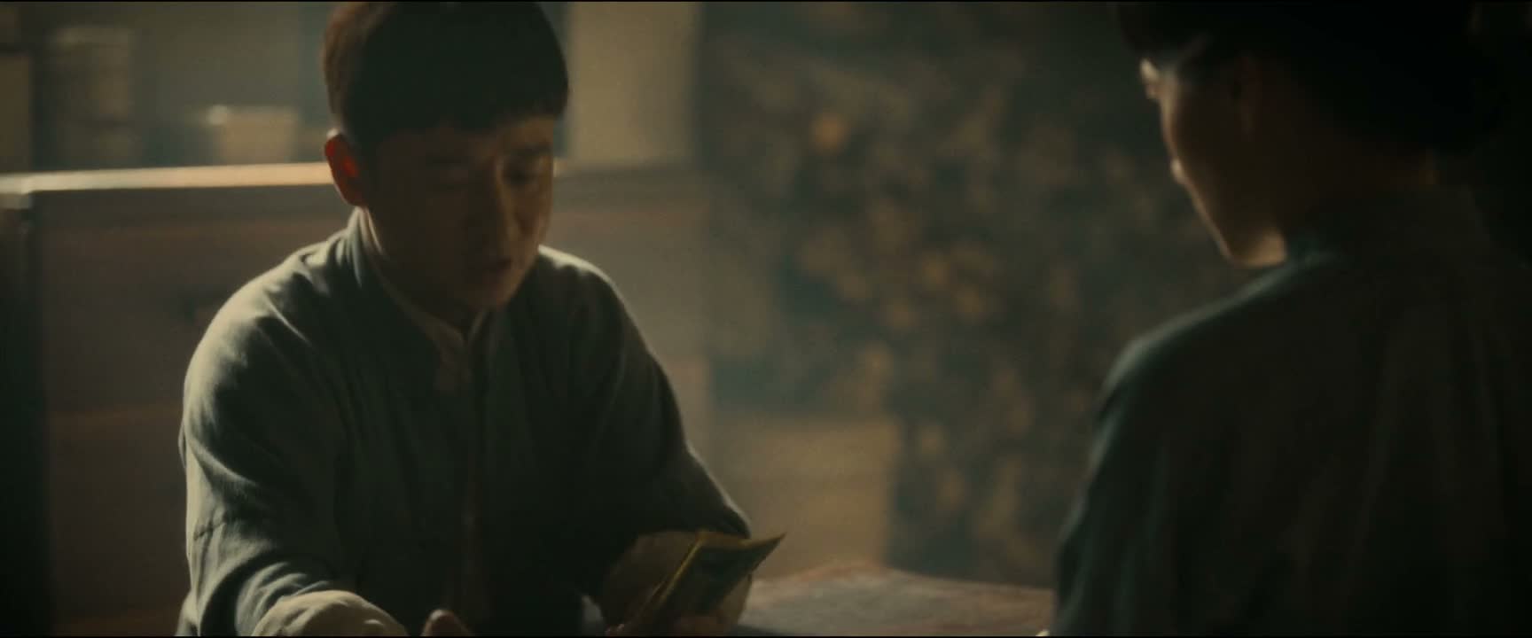 开心一会儿是一会儿 我管他那么多呢