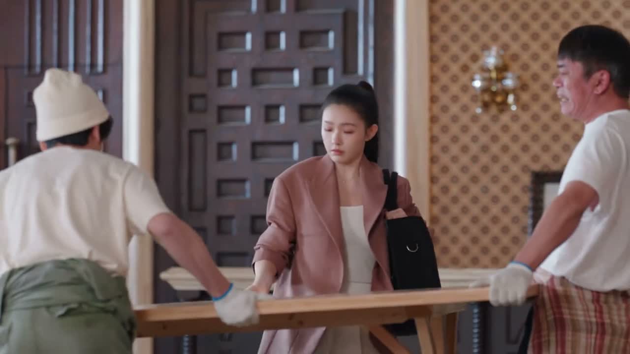 放哪里啊 就就就 就这儿 就这儿 就这儿