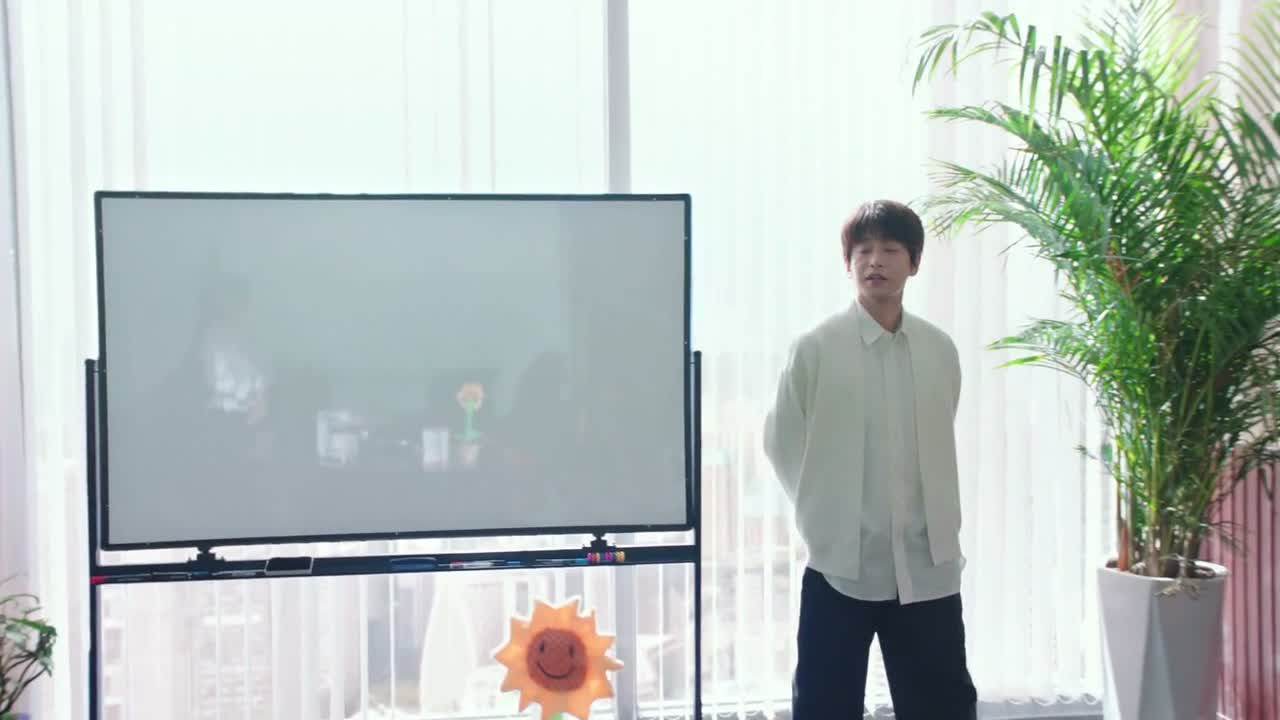 林晚 你入职以后 工作上怎么样