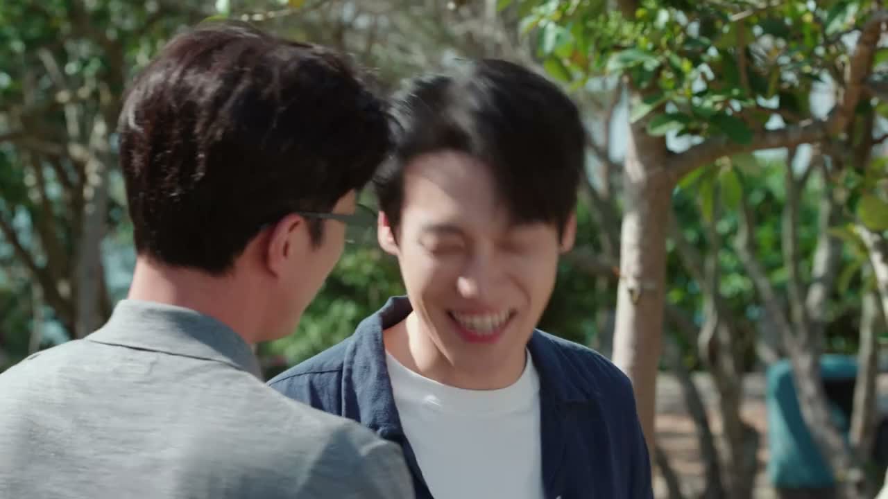 咱俩之间不用说这些