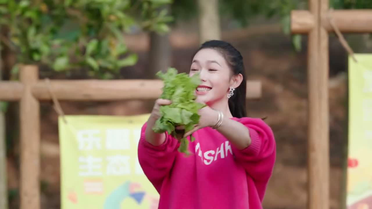 这多有意思啊 你们快过来 快过来一起