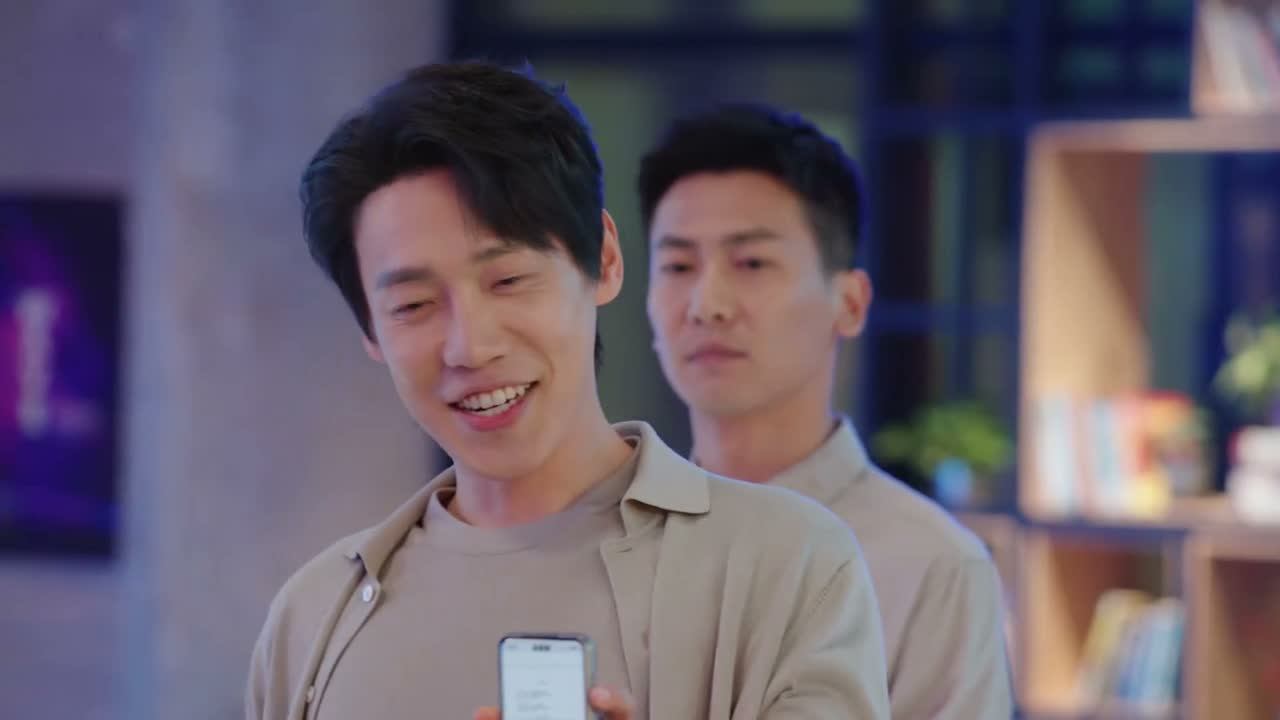 睁开你的小绿豆眼 看看这是什么
