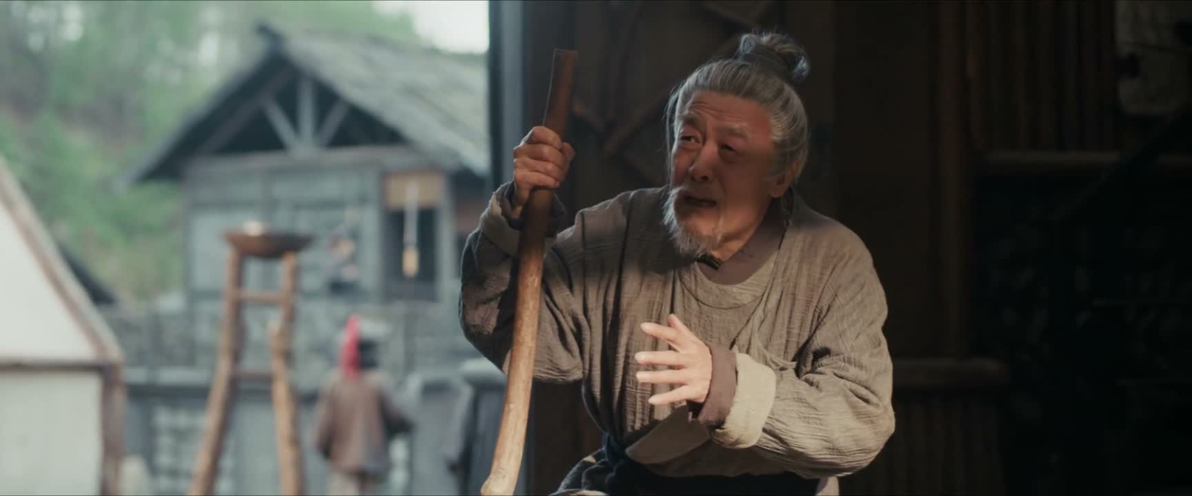你为什么先扶他呀