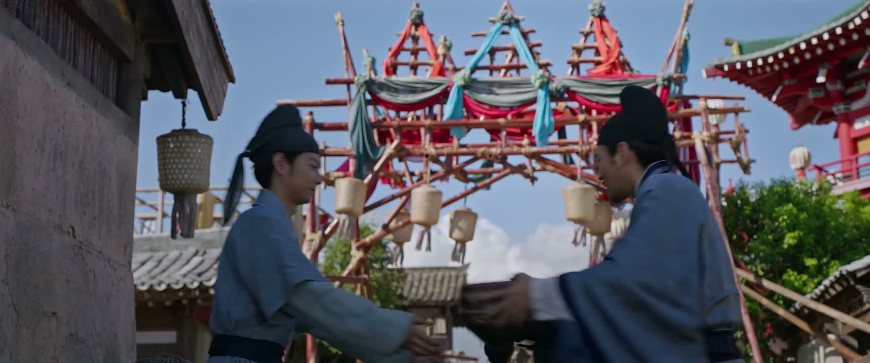 拿着 璃儿