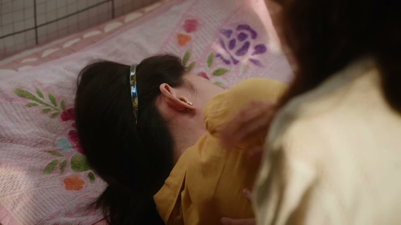 你向着他