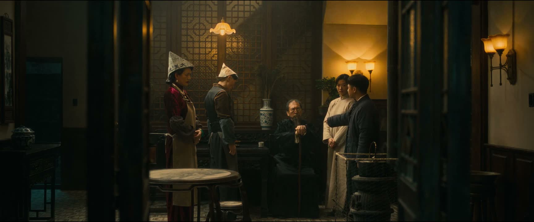 对长辈的意思还敢插嘴 你什么意思