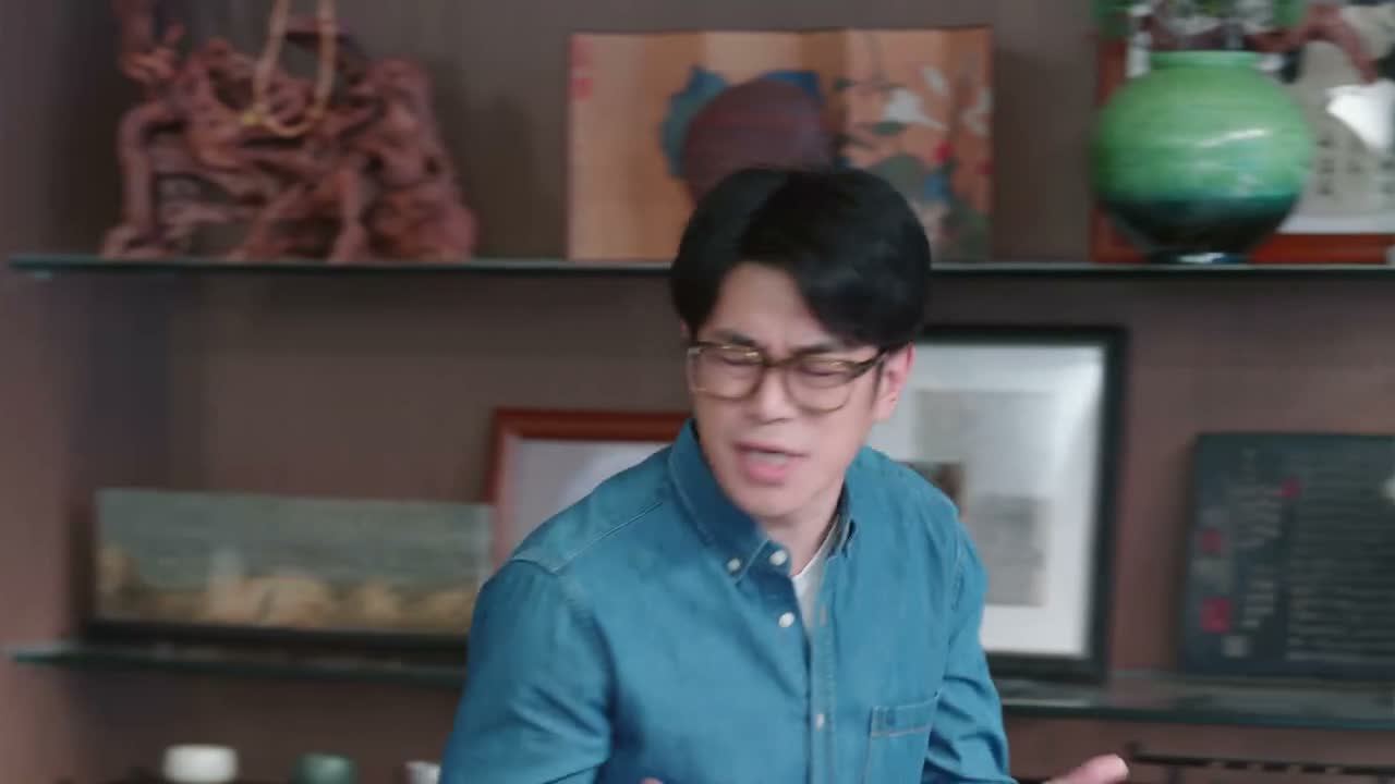 我感觉我特别对不起裴总 我都不应该坐在