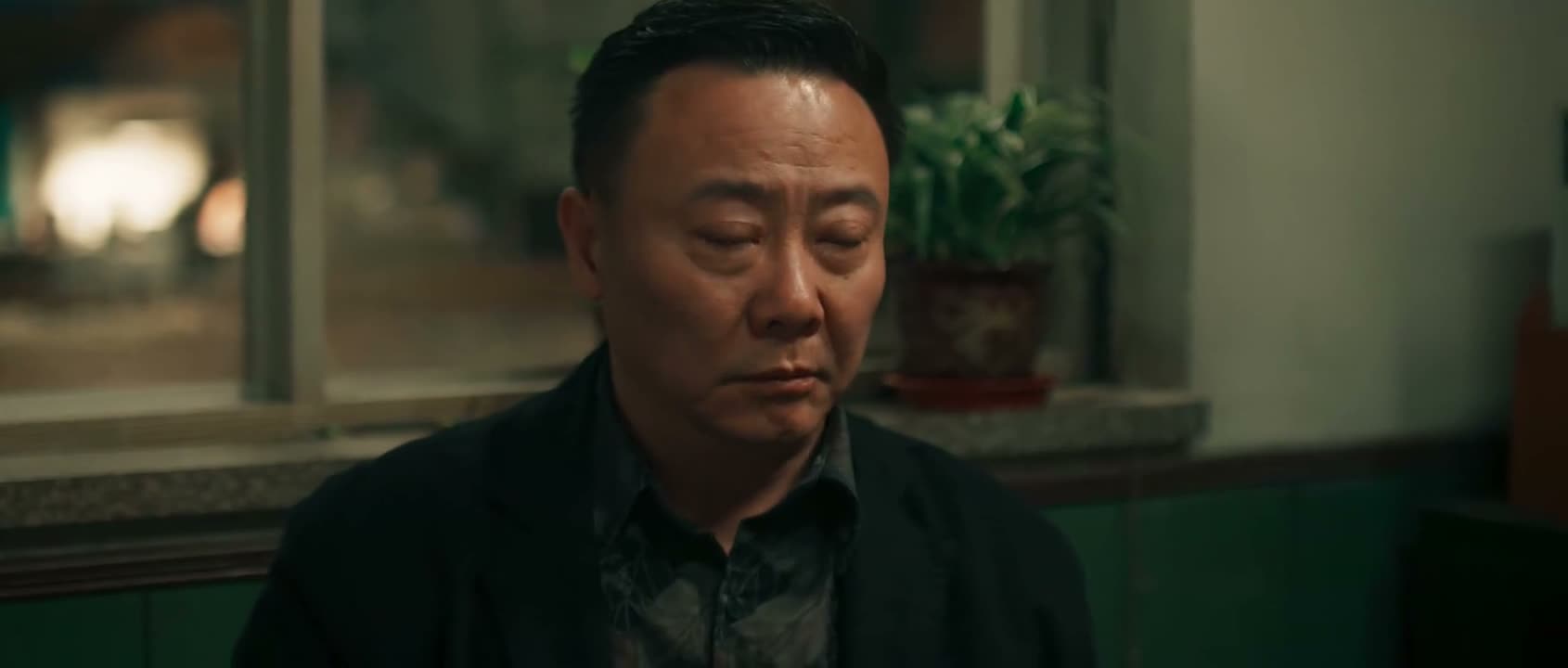 削尖了脑袋往里走