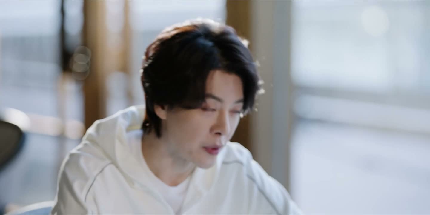别以为我听不出来你在讽刺我