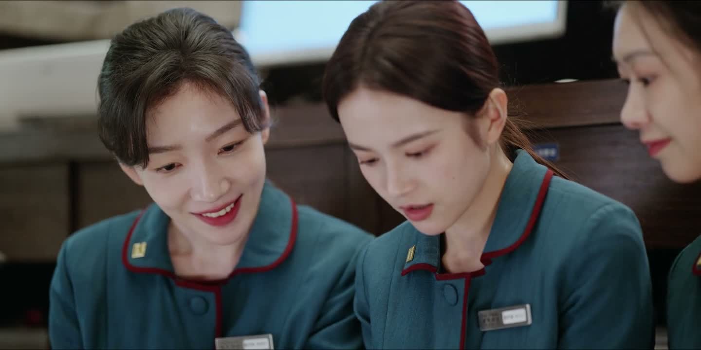 就像是我们住在学校的宿舍一样