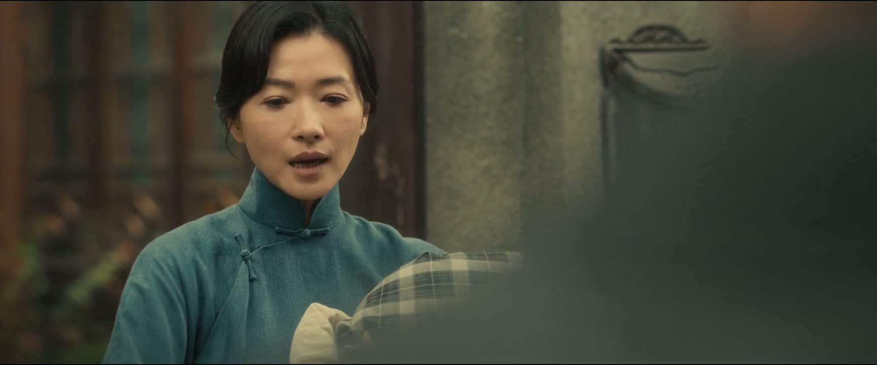 那也麻烦你把地契拿出来看一下