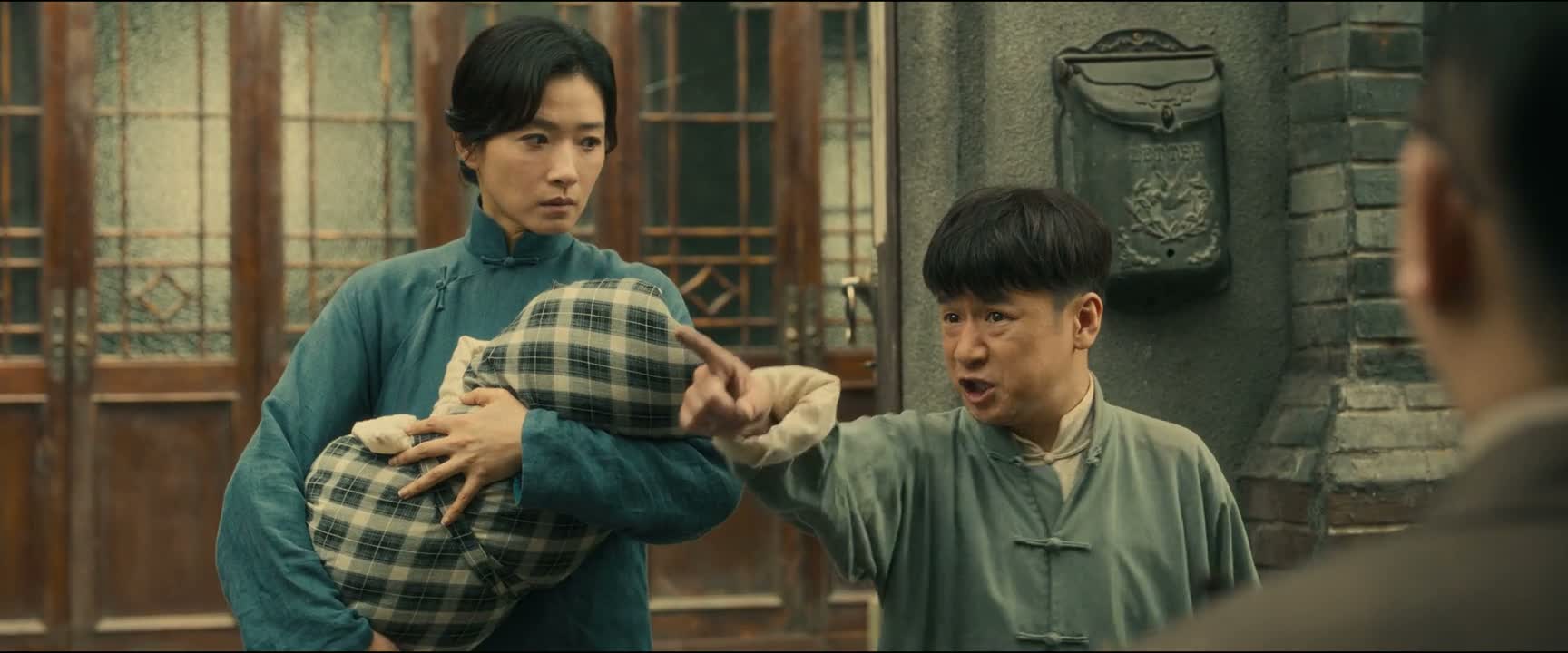 你们一定是贿赂了当官的 用了下三滥的手段