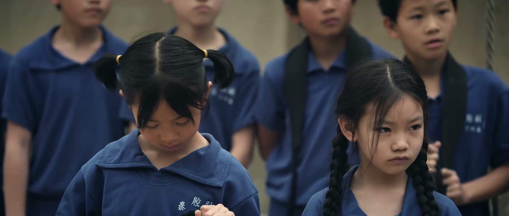 立正和报数