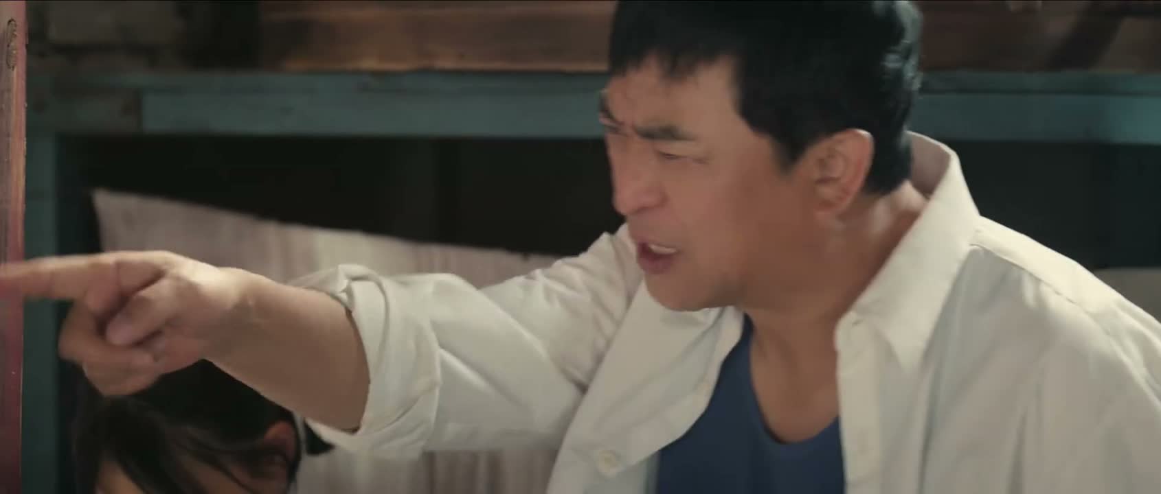 那别的都是一个黑馍一个白馍呢