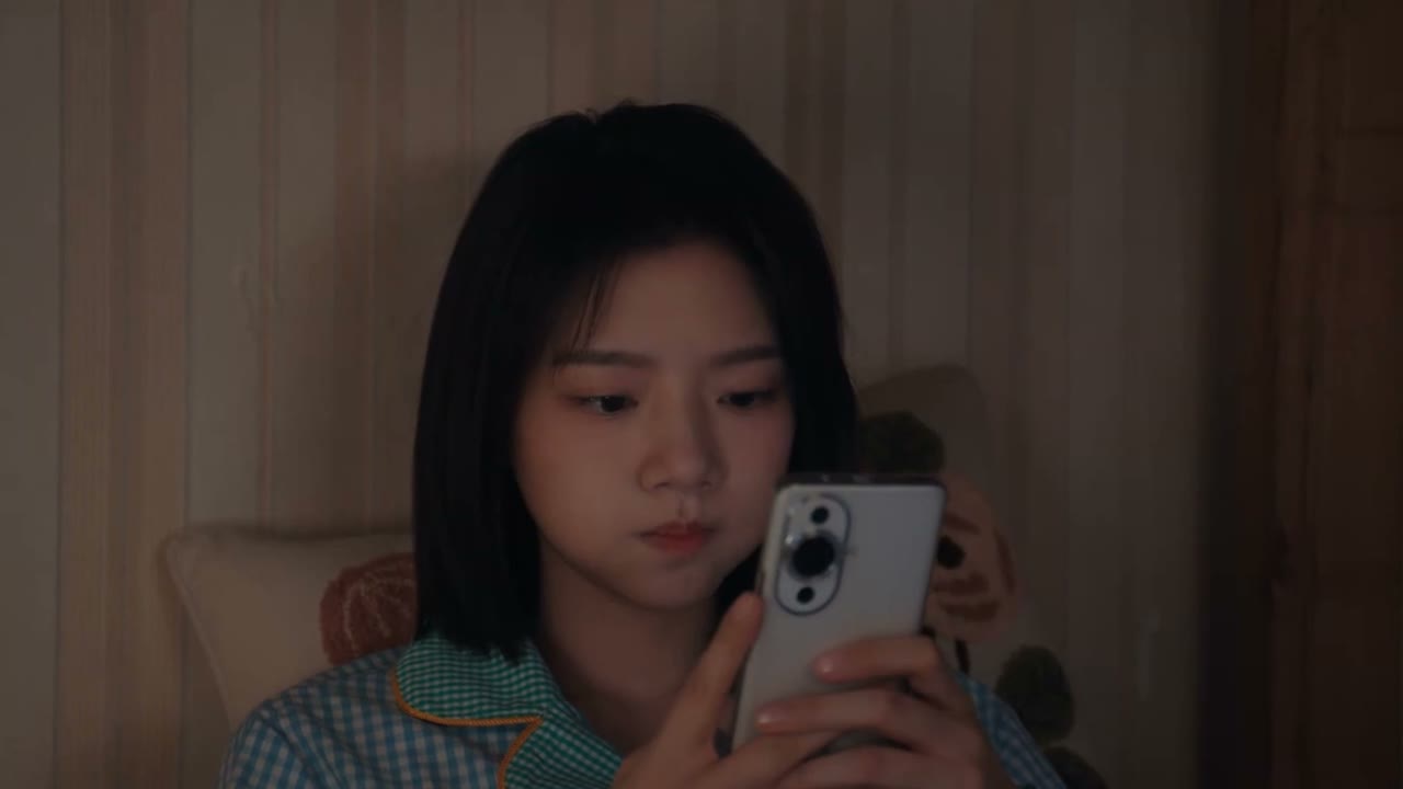 死缠烂打的职业人设崩塌了