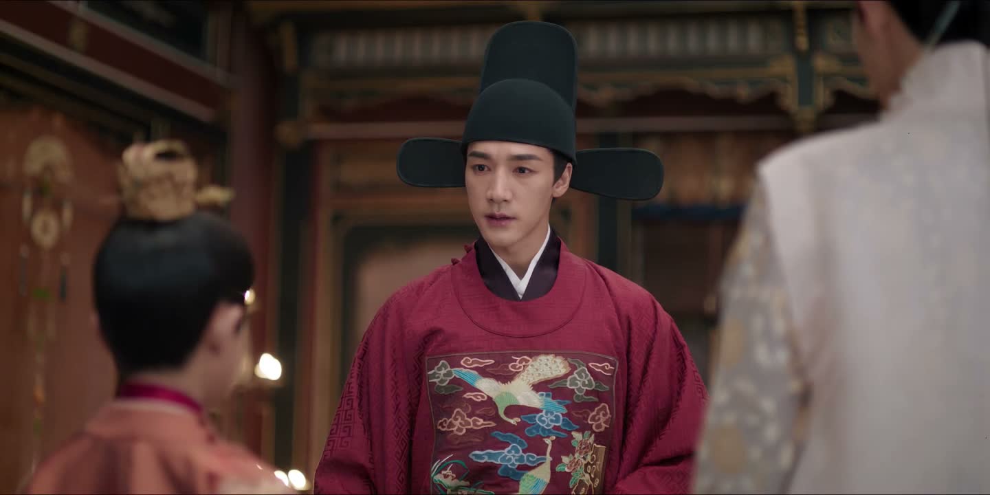 可殿下却 带着奴婢们瞒臣