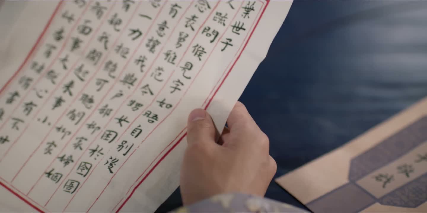 可听闻柳家与侯府有亲