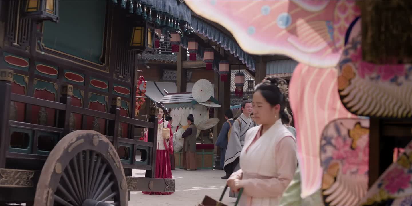 这人好生奇怪 心思难测