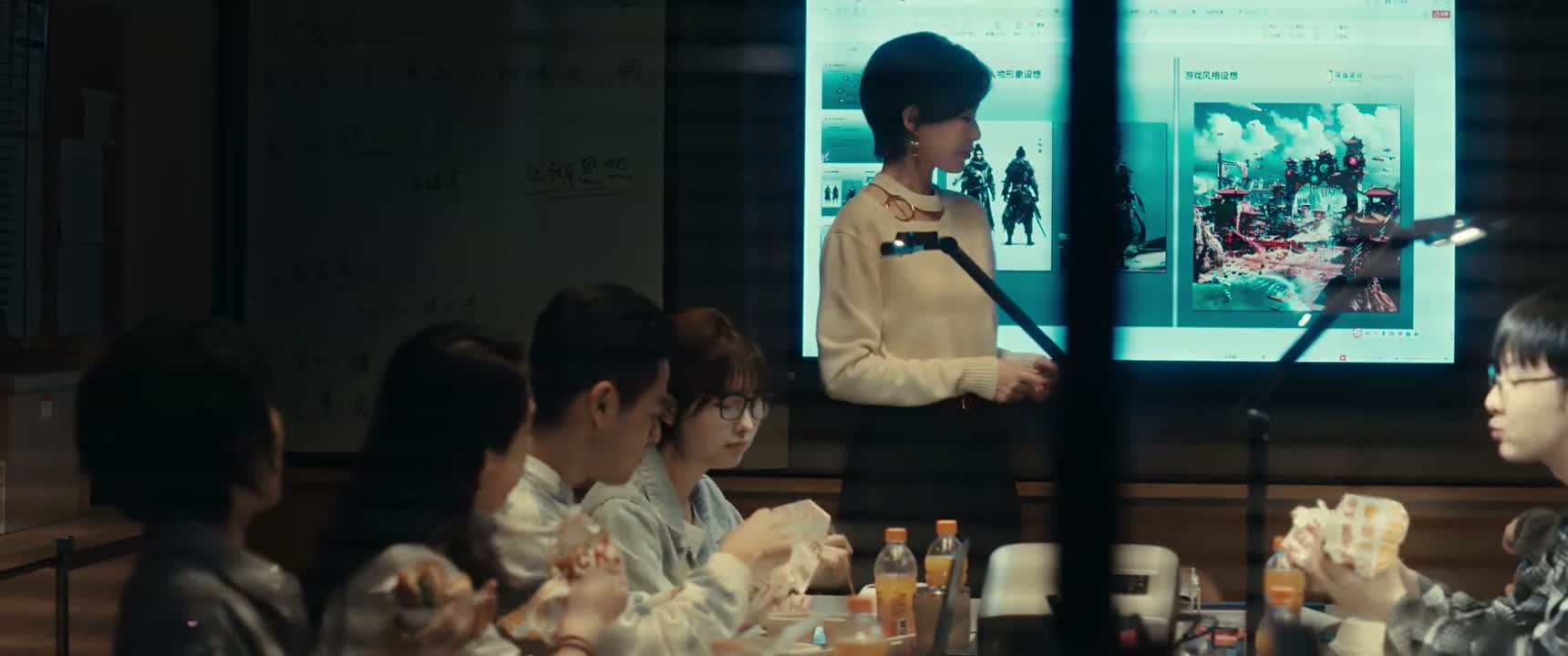 老板 他不是何韩的粉丝吗