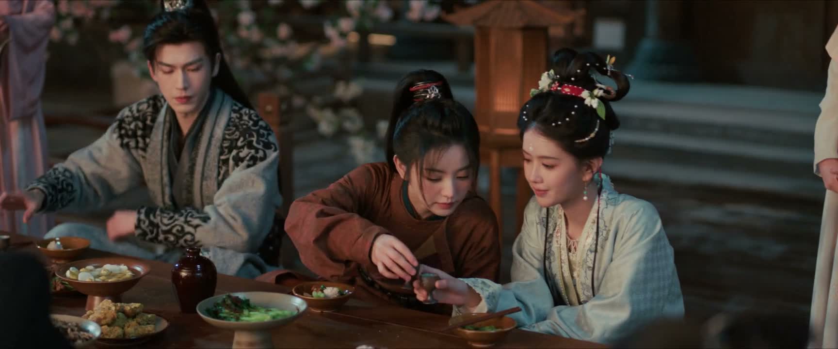 这都喝得乱七八糟的了