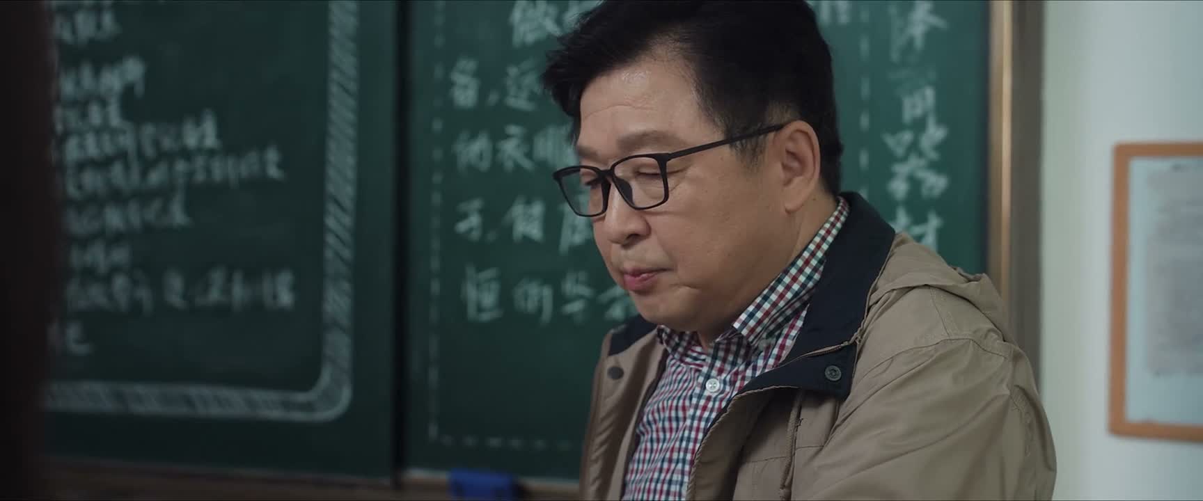 不准备参加足球队了