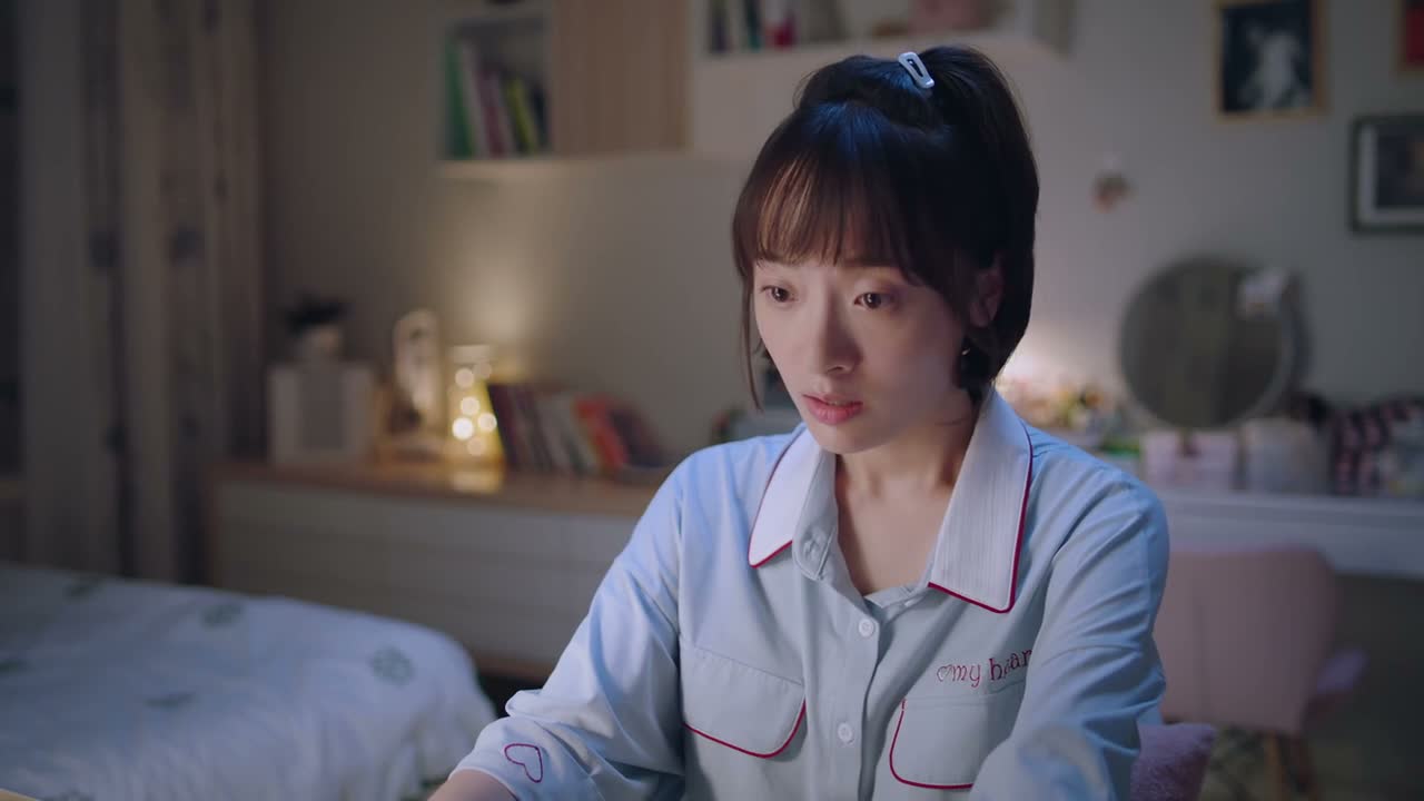 你不会多喷点发胶啊