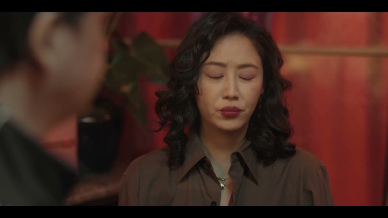不晓得啊 没人点她的钟