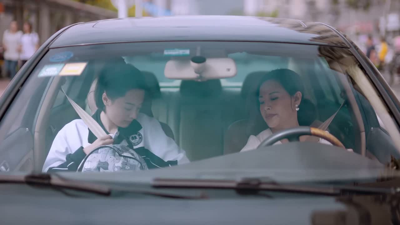 妈再见 对了你晚上想吃什么呀