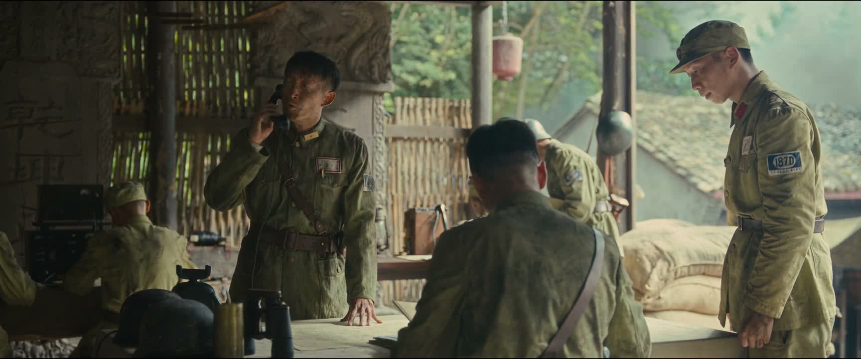 我们全旅六千多人 现在只剩下四百人