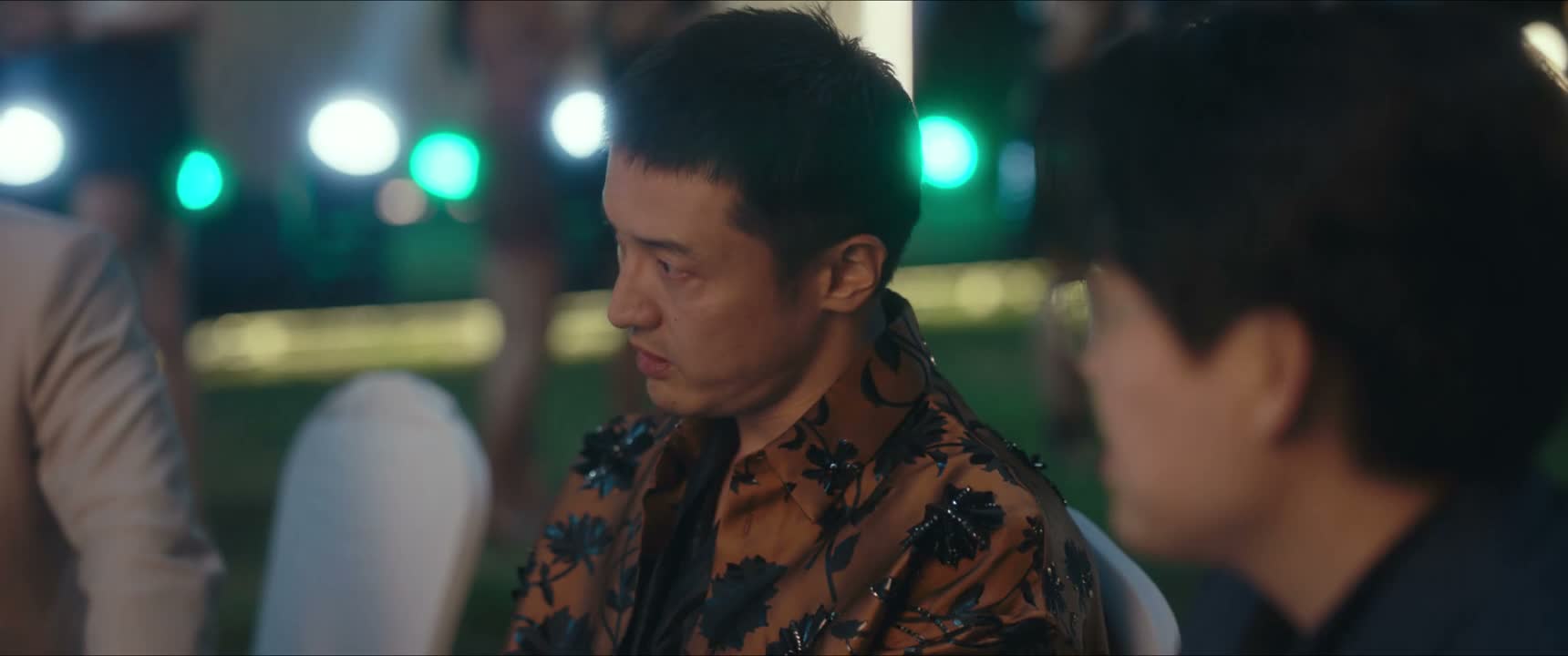 把这怀疑给吹过来了呢