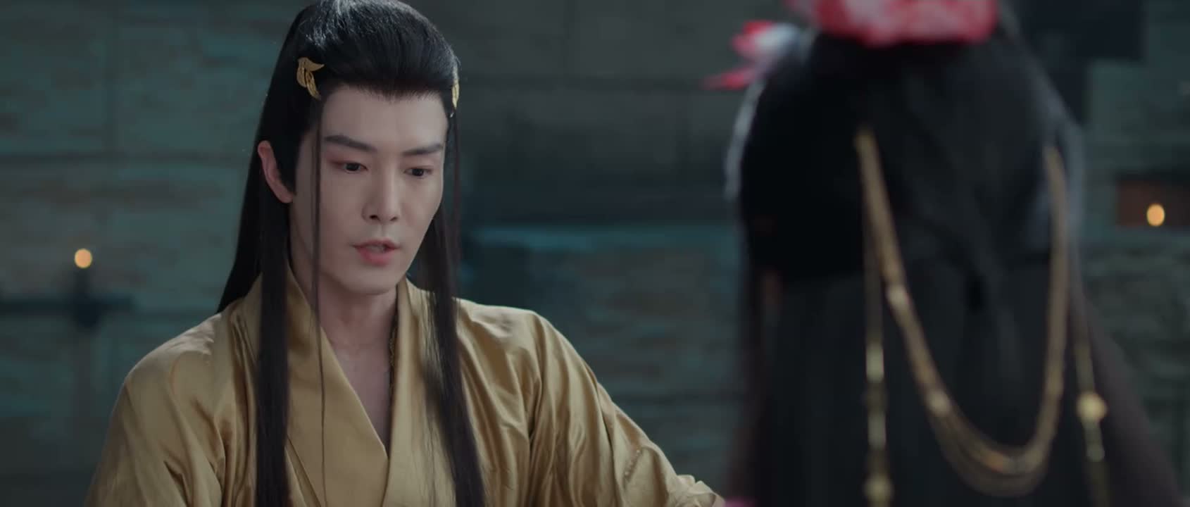 到底是伯父的养女